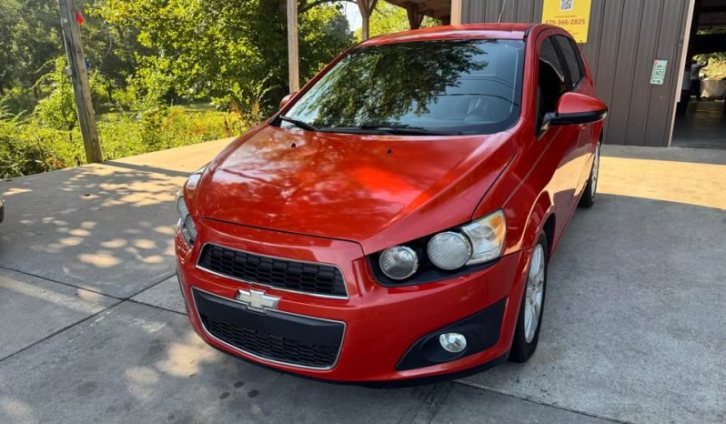 2012 Chevrolet Sonic LT Hatchback 4D full
