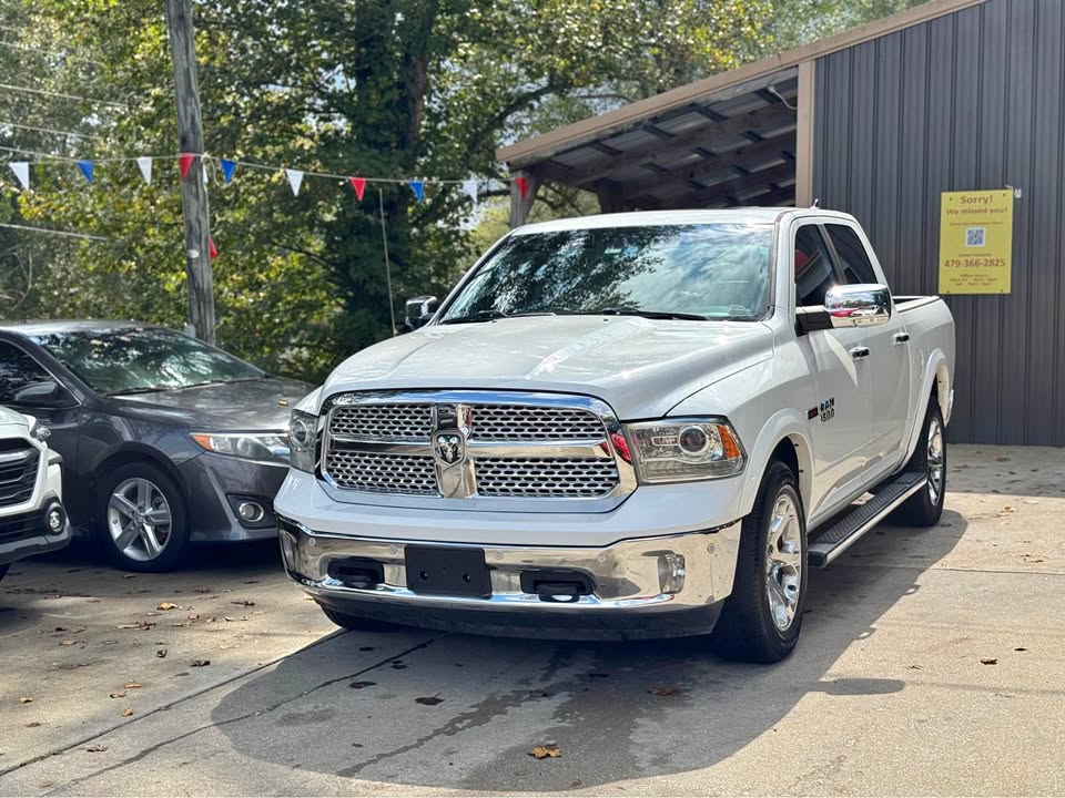 2015 RAM Ram 1500 Pickup Laramie