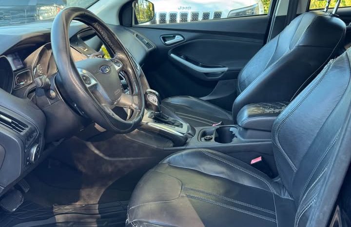 2013 Ford focus SE Sedan 4D full