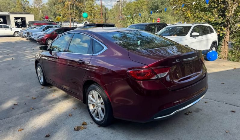 2016 Chrysler 200 Limited Sedan 4D full