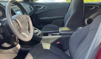2016 Chrysler 200 Limited Sedan 4D full