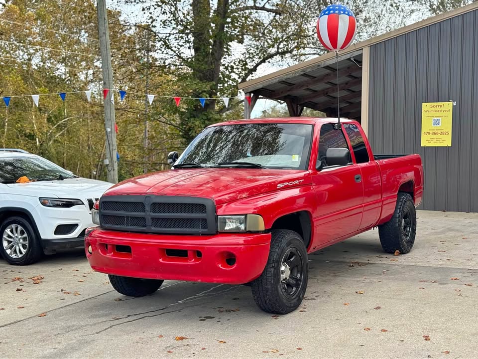 2000 Dodge Ram Pickup ST