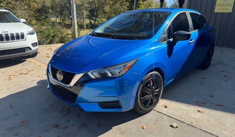 2020 Nissan versa S Sedan 4D full