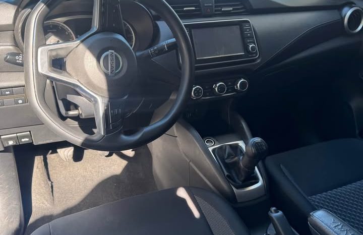 2020 Nissan versa S Sedan 4D full