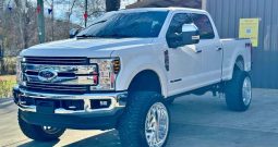 2019 Ford f250 super duty crew cab Lariat Pickup 4D 6 3/4 ft