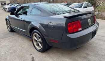 2007 Ford mustang Deluxe Coupe 2D full
