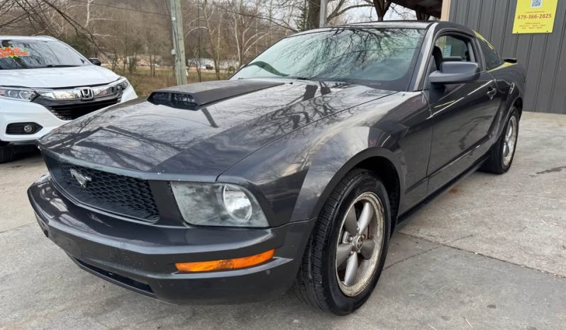 2007 Ford mustang Deluxe Coupe 2D full