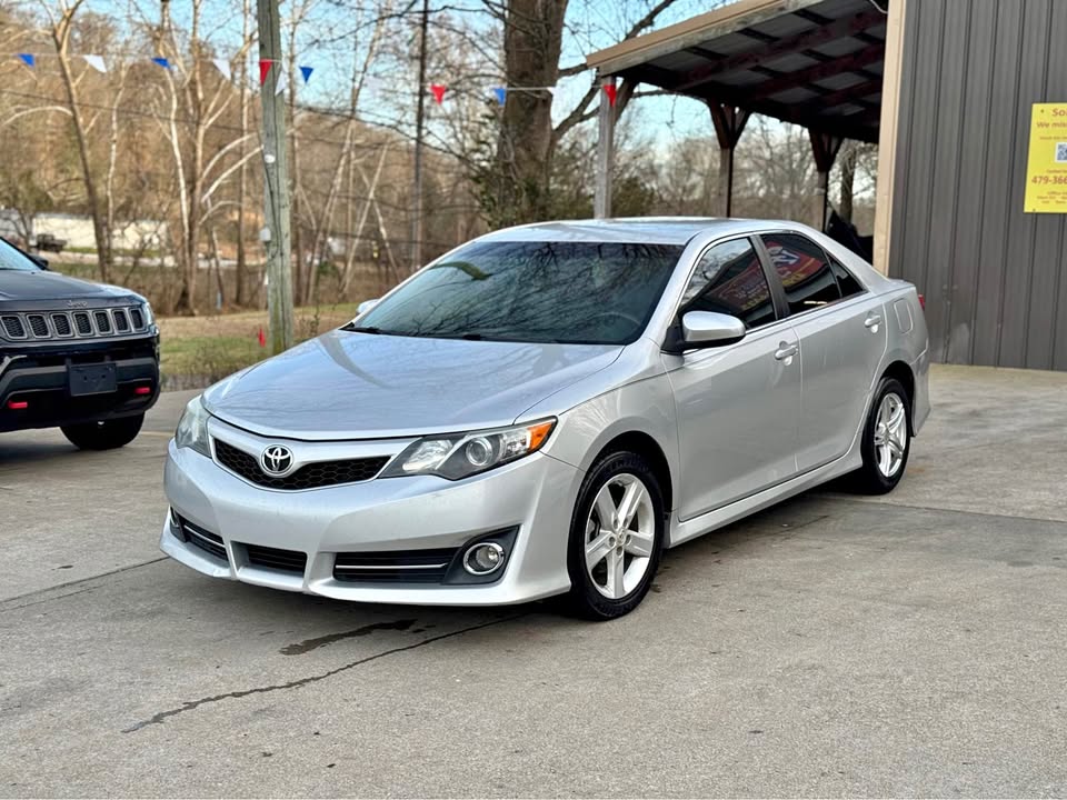 2012 Toyota Camry SE