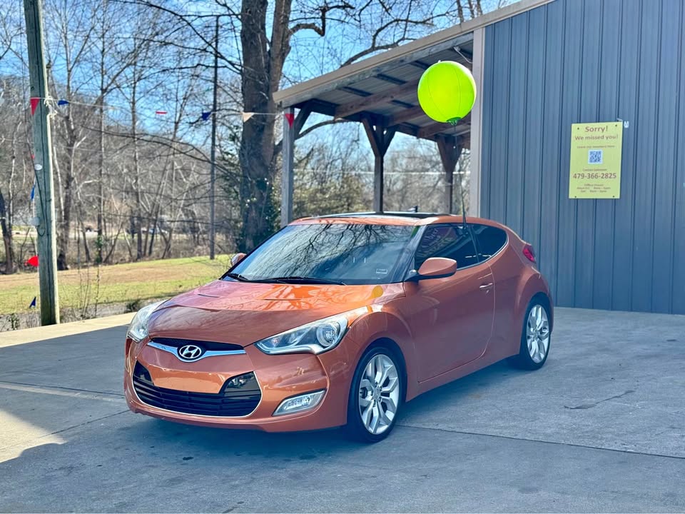 2013 Hyundai Veloster Base