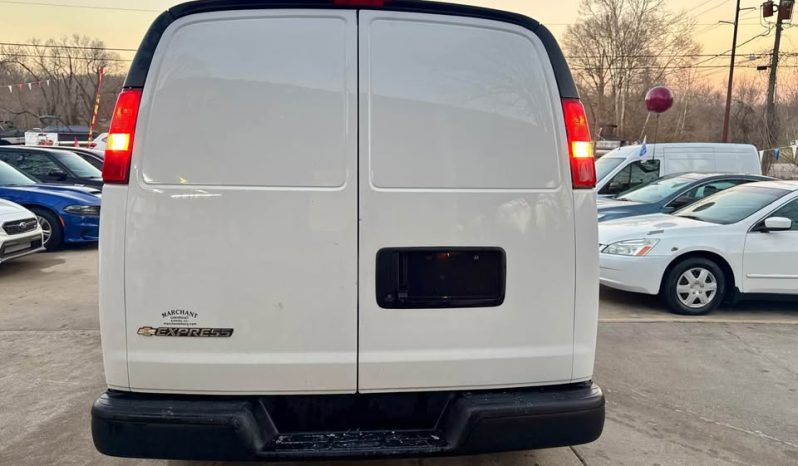 2019 Chevrolet express 2500 cargo Van full