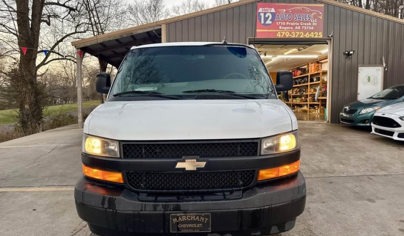 2019 Chevrolet express 2500 cargo Van full