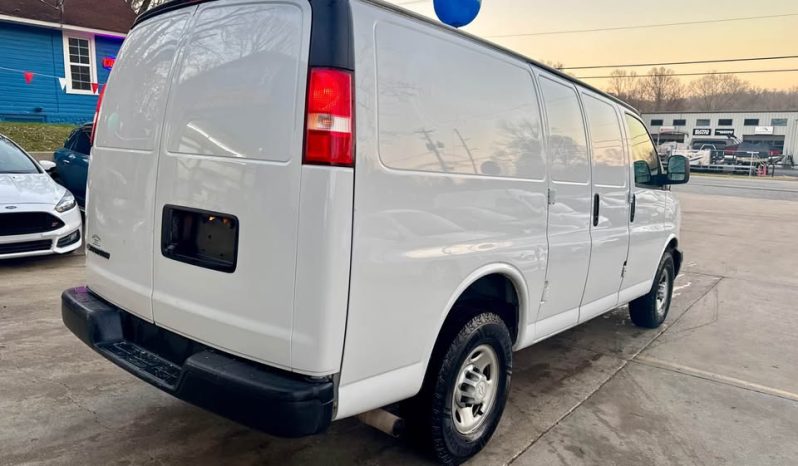 2019 Chevrolet express 2500 cargo Van full