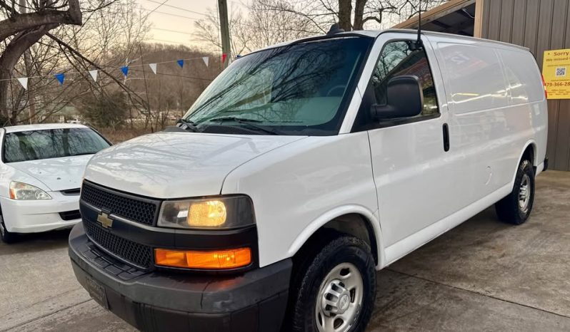 2019 Chevrolet express 2500 cargo Van full