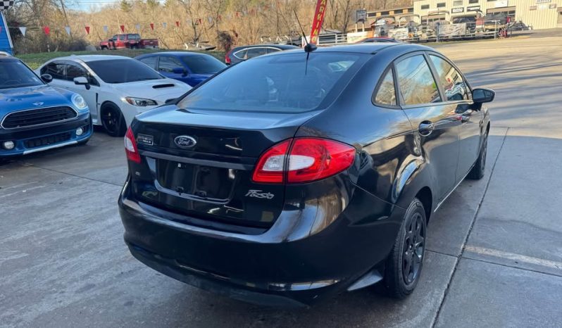 2013 Ford fiesta SE Sedan 4D full