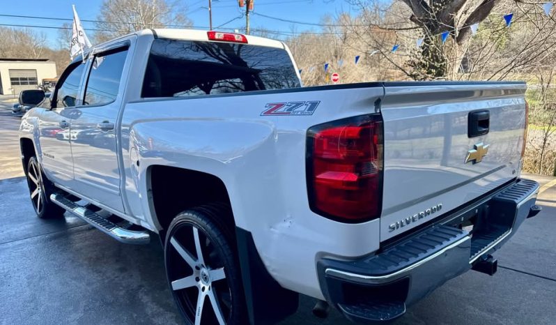 2015 Chevrolet Silverado (classic) 1500 crew cab LT Pickup 4D 5 3/4 ft full