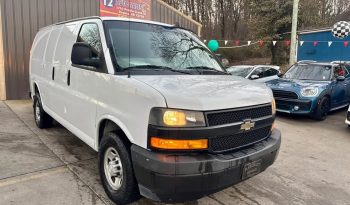 2019 Chevrolet express 2500 cargo Van full