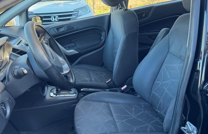 2013 Ford fiesta SE Sedan 4D full