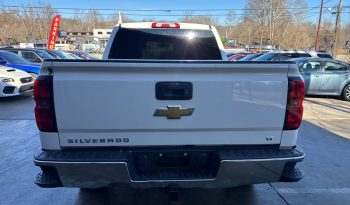 2015 Chevrolet Silverado (classic) 1500 crew cab LT Pickup 4D 5 3/4 ft full