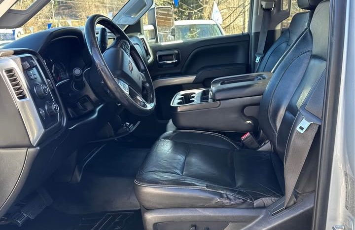 2017 Chevrolet Silverado 3500 hd crew cab LTZ Pickup 4D 6 1/2 ft full