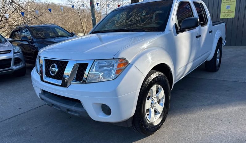 2012 Nissan frontier crew cab SV Pickup 4D 5 ft full