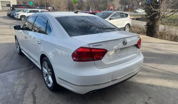 2015 Volkswagen Passat TDI Sedan 4D full