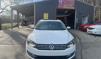 2015 Volkswagen Passat TDI Sedan 4D full
