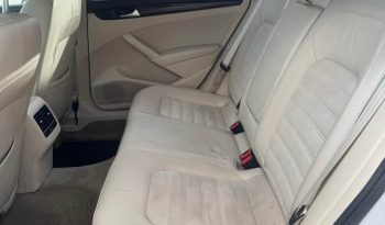 2015 Volkswagen Passat TDI Sedan 4D full