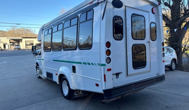 2017 Ford Econoline e350 super duty cutaway Van Cab-Chassis 2D full