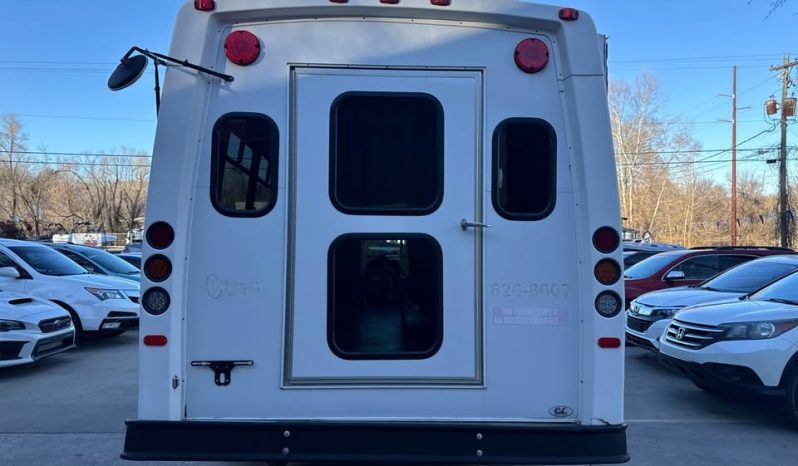 2017 Ford Econoline e350 super duty cutaway Van Cab-Chassis 2D full