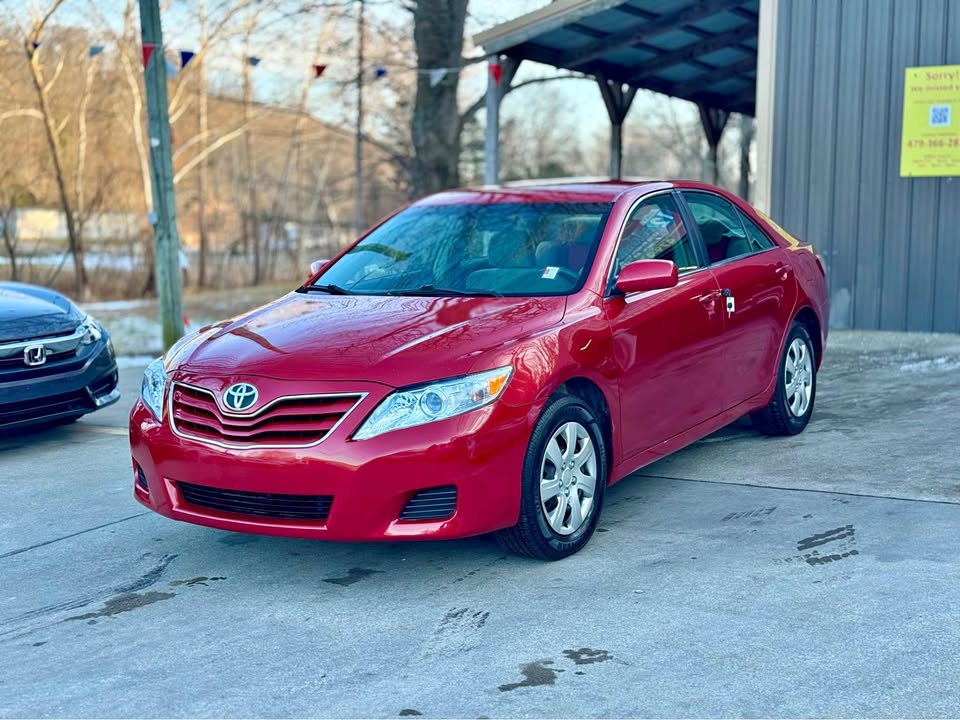 2010 Toyota Camry LE