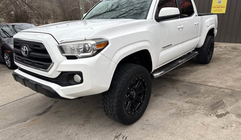 2016 Toyota Tacoma double cab SR5 Pickup 4D 5 ft full