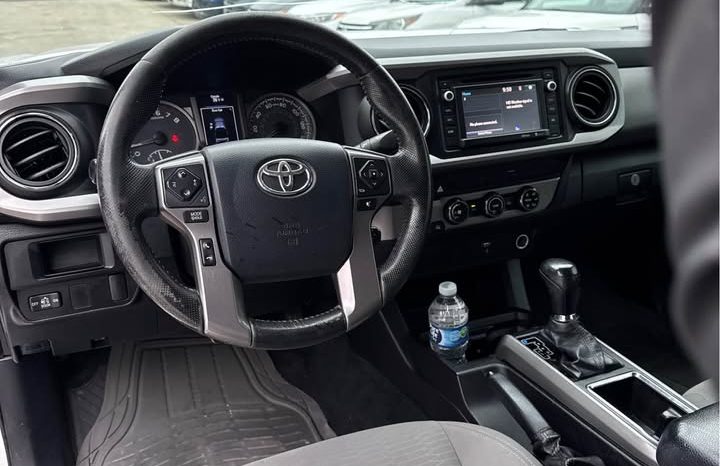 2016 Toyota Tacoma double cab SR5 Pickup 4D 5 ft full