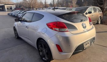 2012 Hyundai veloster Coupe 3D full