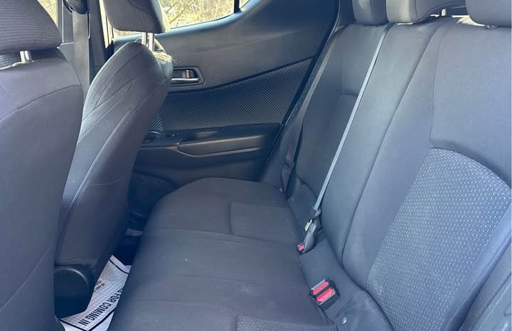 2018 Toyota c-hr XLE Sport Utility 4D full