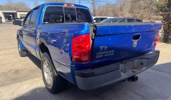 2007 Dodge dakota crew cab SLT Pickup 4D 5 1/4 ft full