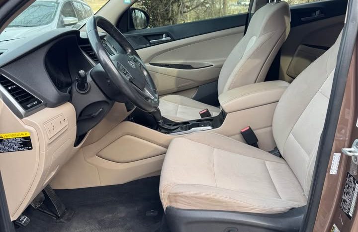 2016 Hyundai tucson SE Sport Utility 4D full