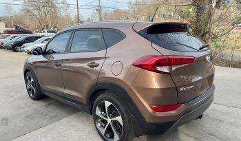 2016 Hyundai tucson SE Sport Utility 4D full