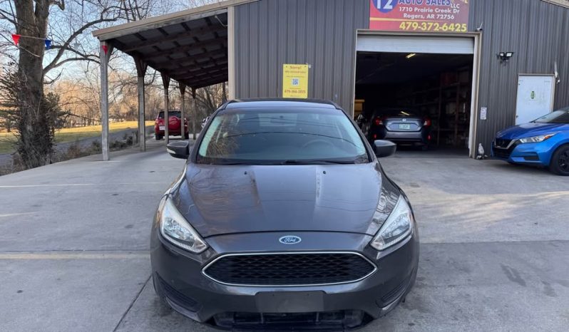 2019 Ford focus SE Sedan 4D full