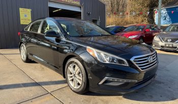 2015 Hyundai sonata SE Sedan 4D full