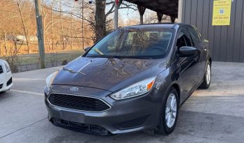 2019 Ford focus SE Sedan 4D full