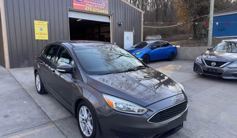 2019 Ford focus SE Sedan 4D full