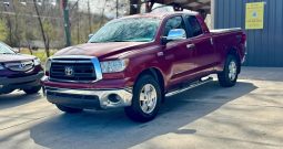 2010 Toyota tundra crewmax Pickup