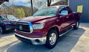 2010 Toyota tundra crewmax Pickup 4D 5 1/2 ft full