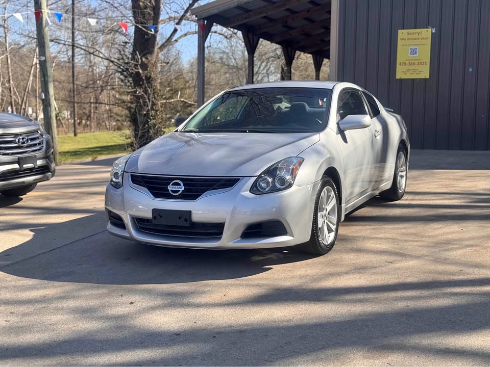 2013 Nissan Altima Coupe S