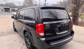 2016 Dodge caravan passenger RT full