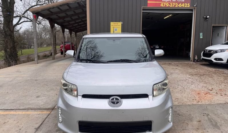 2015 Scion xb Hatchback 4D full