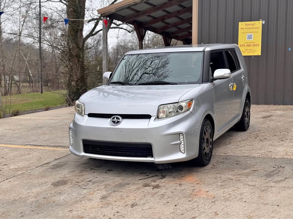2015 Scion xB Base