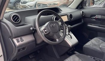 2015 Scion xb Hatchback 4D full