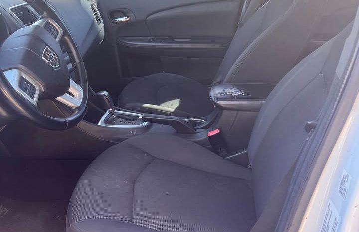 2012 Dodge avenger SXT Sedan 4D full