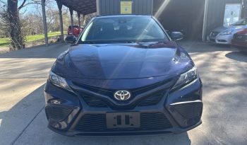 2021 Toyota camry SE Sedan 4D full